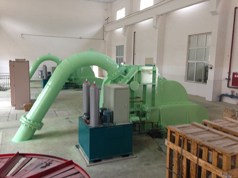 Turbina Pelton per centrali idroelettriche Capacità 5-50t Frequenza nominale 50/60Hz Modalità di eccitazione senza spazzole o tiristor