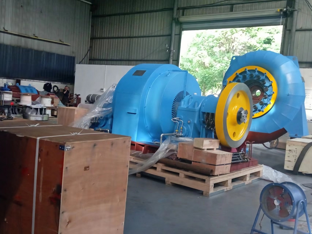 Turbina ad acqua a colori personalizzata 200kw-20mw Potenza di uscita Operazione interna / esterna