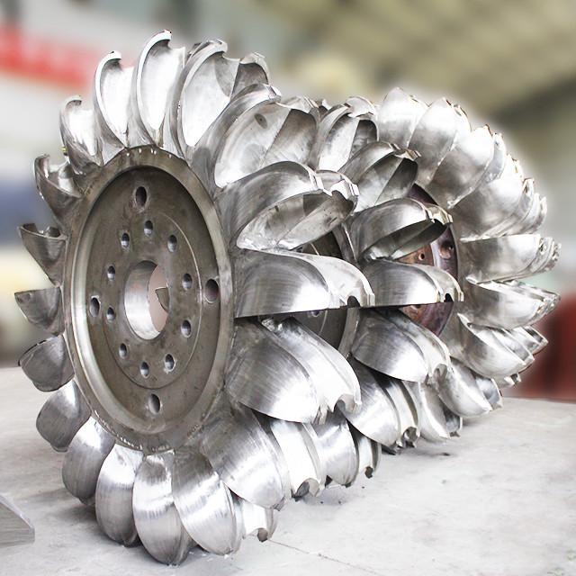 Efficienza Generatore a turbina Pelton IP54 Velocità nominale di raffreddamento ad aria/olio 500-3000 r/min