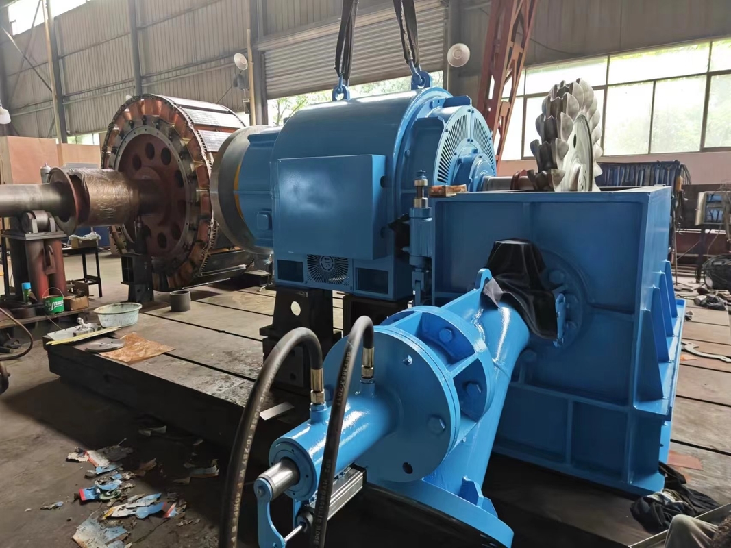 Generatore idroturbina da 500 kW-10 MW opera a 450-1000 giri al minuto per varie altezze della testa dell'acqua