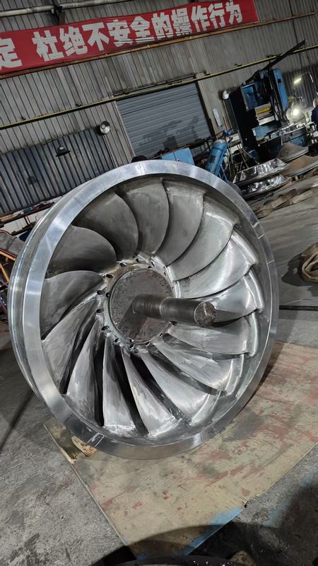 Turbina idroelettrica ad alte prestazioni a più pale con durata di 10-20 anni ed efficienza del 90%