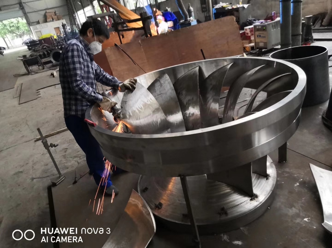 Turbina idroelettrica in acciaio inossidabile per la produzione di energia ecologica e sostenibile