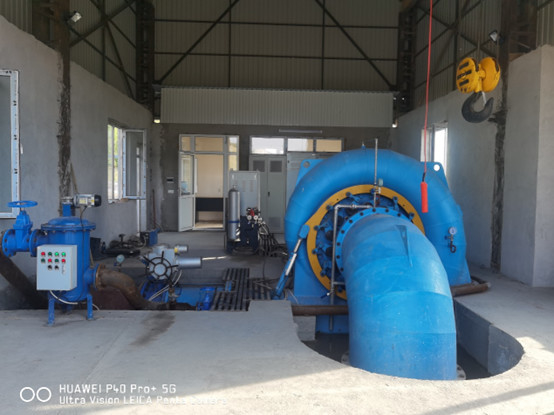Voltaggio nominale 400V Francis Generatore idroturbina Sistema di controllo e protezione personalizzato
