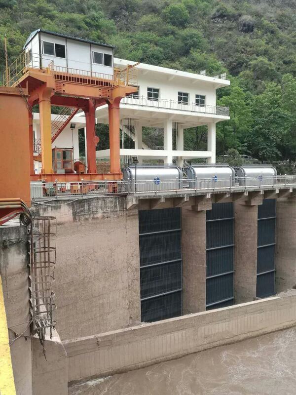 Macchina per la pulizia di griglie industriali con potenza da 0,40 a 1000KW e spessore da 4,5 a 16 mm per una rimozione efficiente dei detriti