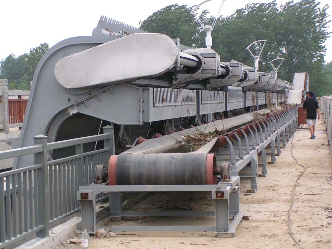 Macchina per la pulizia di griglie industriali con potenza da 0,40 a 1000KW e spessore da 4,5 a 16 mm per una rimozione efficiente dei detriti