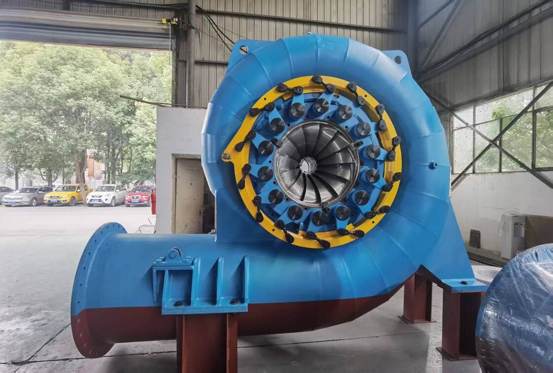 Generatore a turbina Francis personalizzato Generatore a turbina ad acqua adatto per centrali idroelettriche e applicazioni industriali