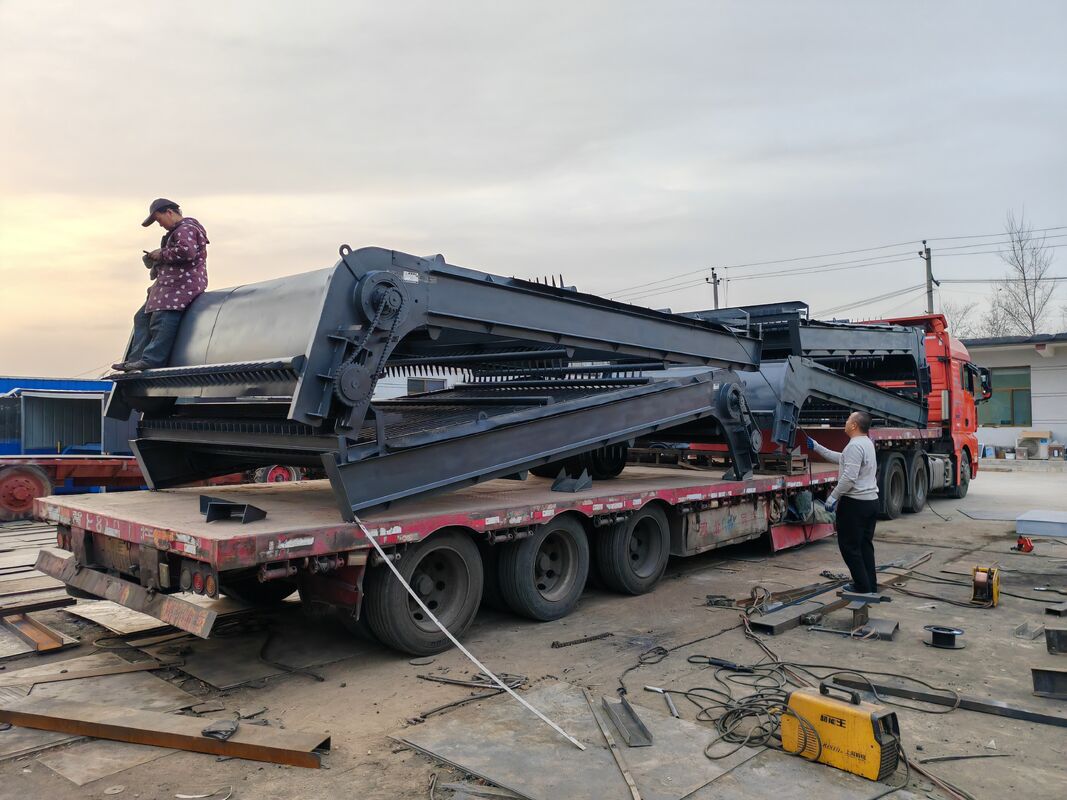 Macchina per la pulizia di griglie di scarico OEM con spessore da 4,5 a 16 mm e intervallo tra le griglie da 0,39 a 15 mm per la manutenzione delle prese d'acqua