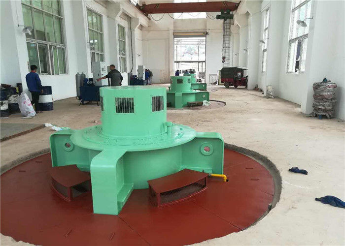 Generatore a turbina alimentato ad acqua di raffreddamento ad acqua Tensione 400V 800V 6.3KV 10.5KV Adatto per la produzione di energia idroelettrica
