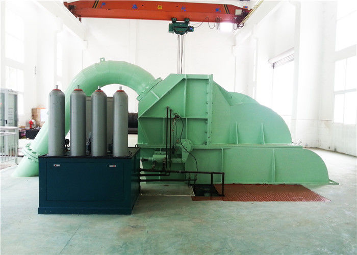 Turbina Pelton ad alta prevalenza con diametro di 200 mm, incluso sistema di eccitazione statico o senza spazzole progettato per l'energia idroelettrica