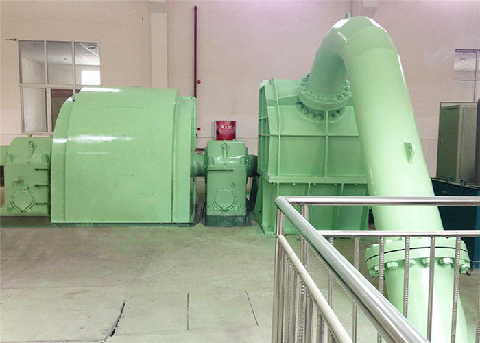Turbina Pelton ad alta prevalenza con diametro di 200 mm, incluso sistema di eccitazione statico o senza spazzole progettato per l'energia idroelettrica