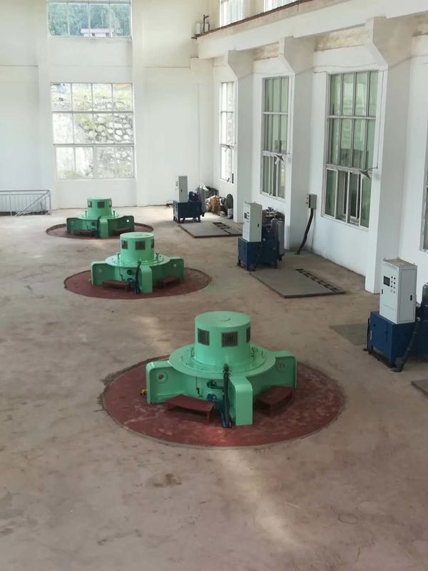 Generatore a turbina ad acqua da 20 a 900 giri al minuto con potenza da 300 kW a 20 MW e bassa manutenzione per una produzione di energia ecocompatibile