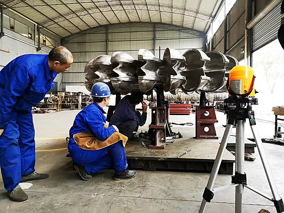 500-3000r/min Gamma di velocità Generatore a turbina di tipo Pelton con modalità di eccitazione senza spazzole