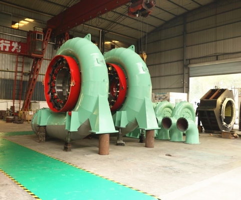 Generatore di turbina ad acqua raffreddata ad aria personalizzato con corridore in acciaio inossidabile da 450 a 1000 giri al minuto