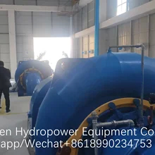 Generatore idroelettrico a turbina ad acqua per installazione esterna
