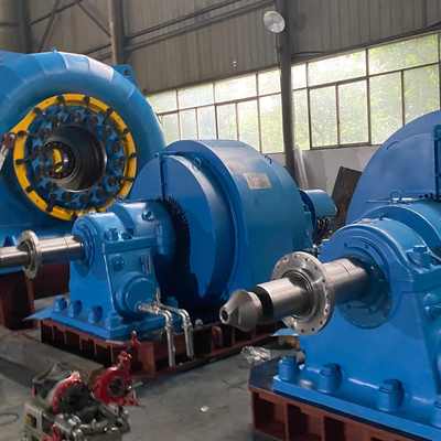 Generatore automatico / manuale a turbina ad acqua con tensione nominale da 450 a 1000 giri al minuto